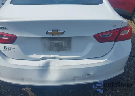 2018 Chevrolet Malibu Lt z USA, uszkodzony, nr VIN 1G1ZD5ST9JF123447